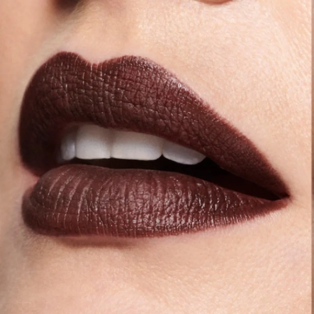 LAST 💋 BARE a M·A·CXIMAL SILKY MATTE LIPSTICK. RETAIL $25. **NEW IN THE BOX. - Picture 3 of 6